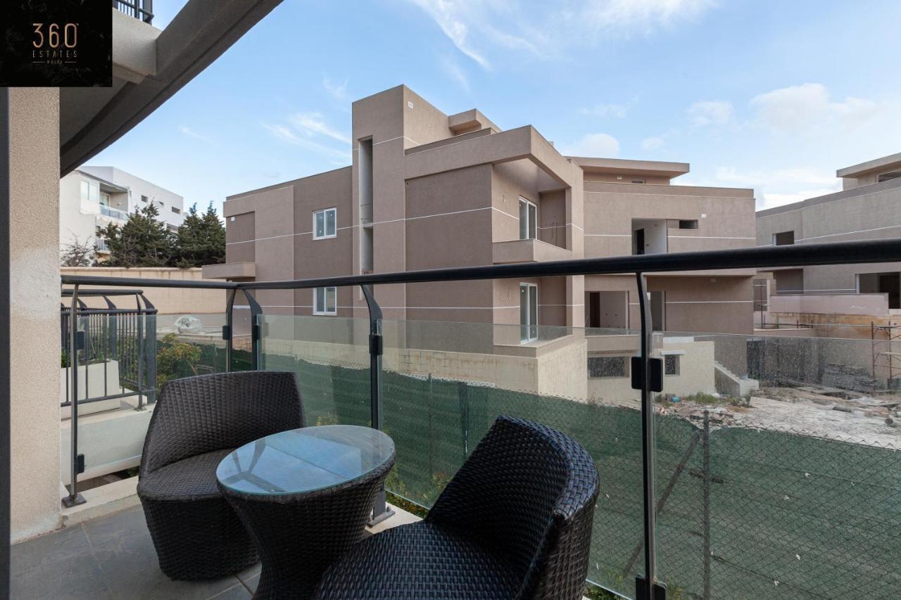 Apartmán Pender Lux Complex - 3Br Unit With Private Parking By 360 Estates Saint Julian's Exteriér fotografie