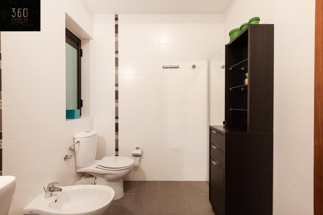 Apartmán Pender Lux Complex - 3Br Unit With Private Parking By 360 Estates Saint Julian's Exteriér fotografie