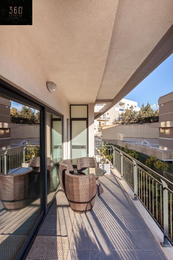 Apartmán Pender Lux Complex - 3Br Unit With Private Parking By 360 Estates Saint Julian's Exteriér fotografie