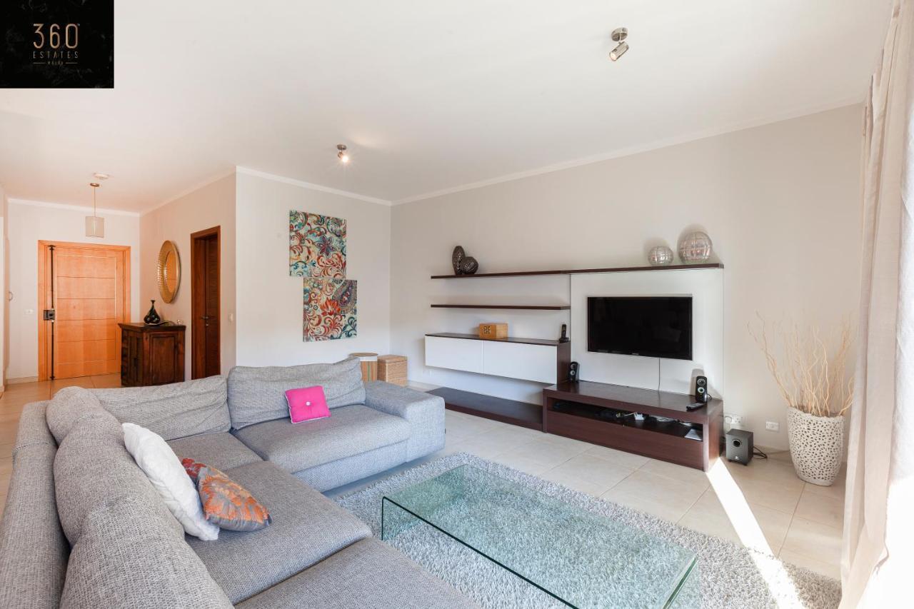 Apartmán Pender Lux Complex - 3Br Unit With Private Parking By 360 Estates Saint Julian's Exteriér fotografie